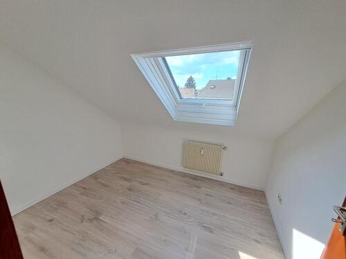 Foto - Dachgeschoßwohnung in Bergrheinfeld zur Miete