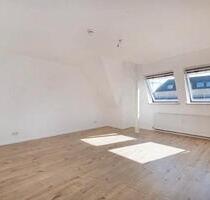 Attraktive 3-Zimmer-Dachgeschosswohnung - Krefeld Gartenstadt