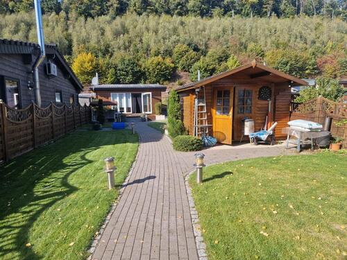 Foto - Charmantes Ferienhaus am See mit Steg, Sauna & Smart-Garten