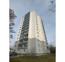 Rüsselsheim: Renovierte 1-Zimmer-Wohnung mit Loggia & neuer Küche - Rüsselsheim am Main