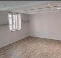 Gewerbeeinheit Gewerbefläche Büroräume in zentraler Lage Themar