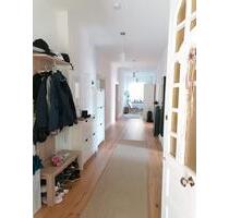 Hochwertig renovierte 4-Zimmer-Wohnung aus der Gründerzeit - Pfullendorf