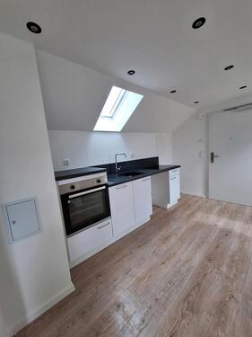 Foto - Dachwohnung - 500,00&nbsp;EUR Kaltmiete, ca.&nbsp; 30,00&nbsp;m&sup2;