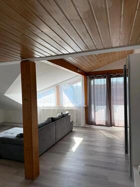 Foto - 2 Zimmer Dachgeschoßwohnung zur Miete in Sinsheim