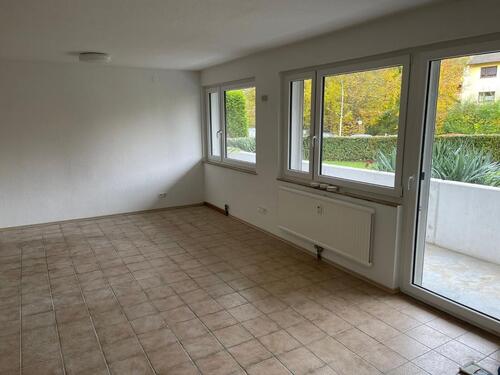 Foto - Top-renovierte 3-Zimmer-Wohnung mit neuem Bad, Balkon und Aufzug