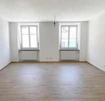 Schöne renovierte 3-Zimmer Altbauwohnung in Straubing (Kernstadt)