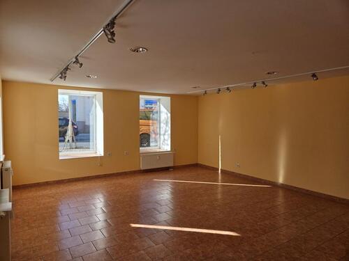 Foto - Mittendrin, statt nur dabei ! Schöne Gewerbefläche in gut frequentierter Lage!