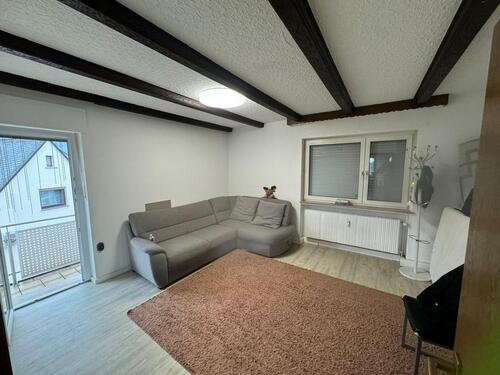 Foto - Helle&großzügige3-Zimmer-Dachgeschosswohnung-keine Dachschrägen