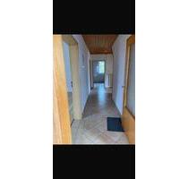 Biete 3-Zimmer-Wohnung im uslarer OT