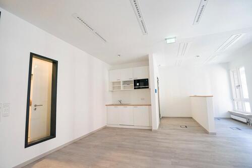 Foto - Bremen -Langenstraße: sanierte Bürofläche an der Schlachte im 1. Obergeschoss