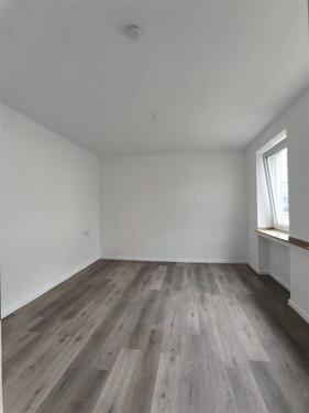 Foto - Charmante 1-Zimmer-Wohnung im Herzen von Krefeld – Friedrichstraße [VAC-10060].