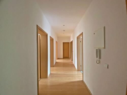 Foto - *** Geräumige 4-Raum-Wohnung mit Balkon und Gäste-WC in Chemnitz Gablenz ***