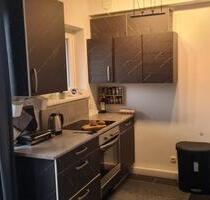 Helle 37m² Zimmer-Wohnung mit Balkon + kompletter Ausstattung - Berlin Lankwitz