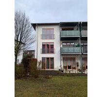 *Helle 3-Zimmer Wohnung mit Balkon, TG-Stellplatz in Reinhausen* - Regensburg Konradsiedlung