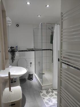 Foto - Voll möblierte 2 Zimmer Wohnung in Mettmann