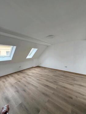 Foto - 3 Zimmer Dachgeschoßwohnung zur Miete in Nürnberg