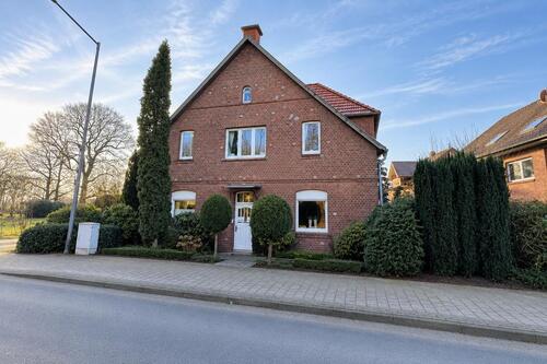 Foto - Haus Zweifamilienhaus Mehrgenerationenhaus