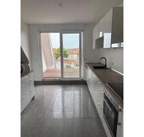 DACHGESCHOSSWOHNUNG MIT LOGGIA & STELLPLATZ – 100 M² - Aschersleben