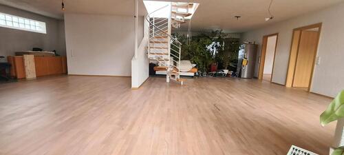 Foto - Besondere Maisonette-Wohnung mit Dachterrasse ca. 150qm ab 01.04.