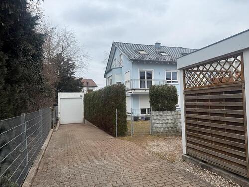 Foto - Sehr gepflegtes 6-Zi.-Doppelhaushälfte in Krailling mit Garten