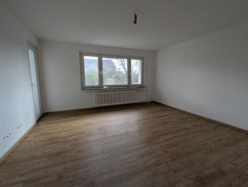 Foto - +++ Wir modernisieren - 3 Raumwohnung mit Balkon und Wannenbad +++