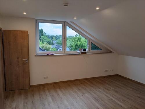 Foto - Exklusive 3-Zimmer-DG-Wohn. Kernsaniert, Smart Home & Wallbox