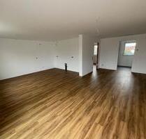 Erstbezug: Moderne 2-Zi.-Wohnung in zentraler Lage von Lindhorst