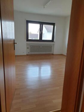 Foto - 3 Zimmer Etagenwohnung in Karlsdorf-Neuthard