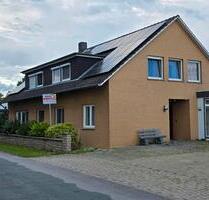 1–2-Familienhaus mit Gewerbefläche, PV und großem Grundstück - Stemwede