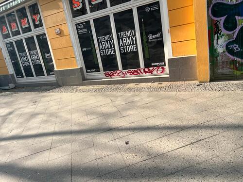 Foto - Aussenfläche für Obst u Gemüse anzubieten ca 2,5 x 12 m