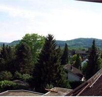 Sehr schöne, gepflegte Maisonettewohnung in Uninähe Homburg