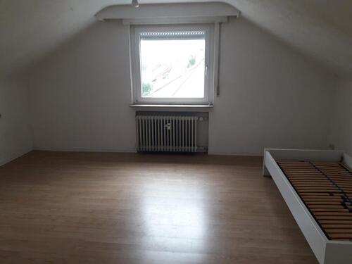 Foto - 1,5 Zimmmer-DG-Whg. in Großbettlingen bei Nürtingen