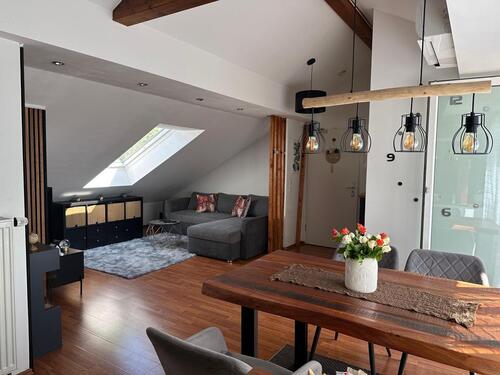 Foto - 2 Zimmer Dachgeschoßwohnung zur Miete in Maintal