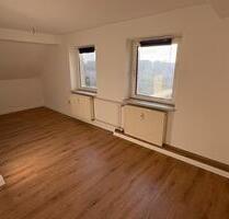 Renovierte 2-Raum Dachgeschosswohnung in grüner Lage! - Domsühl