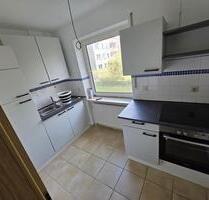 2-Zimmer-Wohnung mit EBK, Waschmaschine und Trockner vorhanden - Bielefeld Brackwede