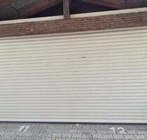 Abschließbarer Garagenstellplatz mit elektrischem Rolltor - Griesheim