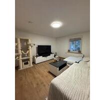 ANFRAGENSTOPP. Helle 3 Zimmer Wohnung mit toller Lage - Naumburg (Saale)