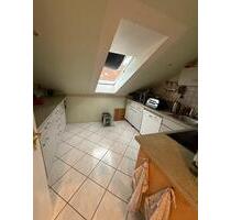 4-Zimmer-DG-Wohnung mit großem Balkon - Nidderau