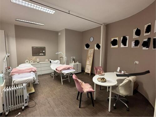 Foto - Kosmetik Raum - 500,00&nbsp;EUR Kaltmiete, ca.&nbsp; 25,00&nbsp;m&sup2;