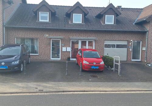 Foto - Rendite-Perle in Heinsberg: 4-FH (Bj. 1989) mit 304 m² Nutzfläche