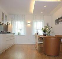 Freundliche 4 Zimmer Wohnung mit Kamin, Balkon, Gartenmitbenutzung - Nürnberg Gärten bei Wöhrd