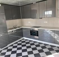 Helle 3-Zimmer 89m² Dachgeschosswohnung mit Balkon und Garage - Hohenfels