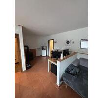 Wohnung zu Vermieten! 67m2 Balkon Kamin und Garage - Altena