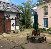 Wohnen im Grünen.Mit Scheune. - 630.000,00&nbsp;EUR Kaufpreis, ca.&nbsp; 110,00&nbsp;m&sup2; in Bonn (PLZ: 53229) Gielgen