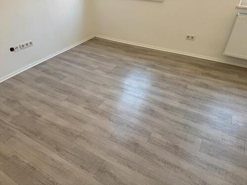 Foto - 2 - Zimmer Dachgeschosswohnung - 750,00&nbsp;EUR Kaltmiete, ca.&nbsp; 50,00&nbsp;m&sup2;