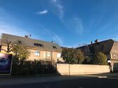Foto - Bewohntes Haus mit traditioneller Kneipe, 4 Garagen und v.m.