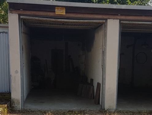 Foto - Trier Einzelgarage Torhöhe und Breite ca 2,75m Länge ca. 7,60m