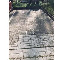Parkplatz in Cölpin bei Neubrandenburg - Burg Stargard