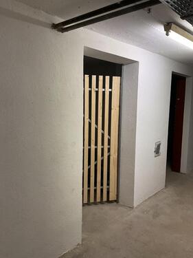 Foto - Kellerabteile zu vermieten - 4,00 EUR Kaltmiete,