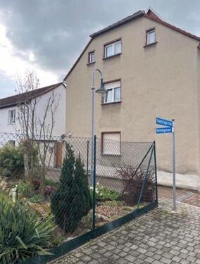 Foto - Einfamilienhaus zu verkaufen - 95.000,00 EUR Kaufpreis,
